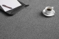 Preview: Lano Living Colours 3 Loft Life Sweet Charcoal 810 Teppichboden Raumbild